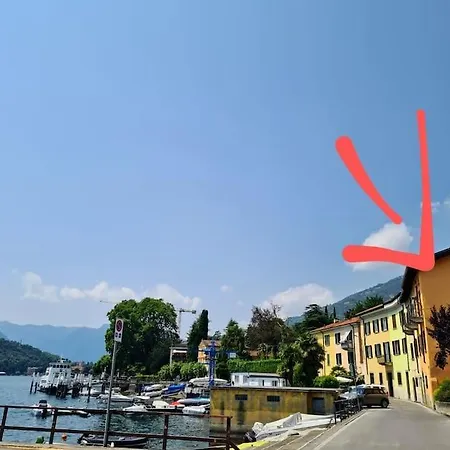 Rita's Window: Front With View