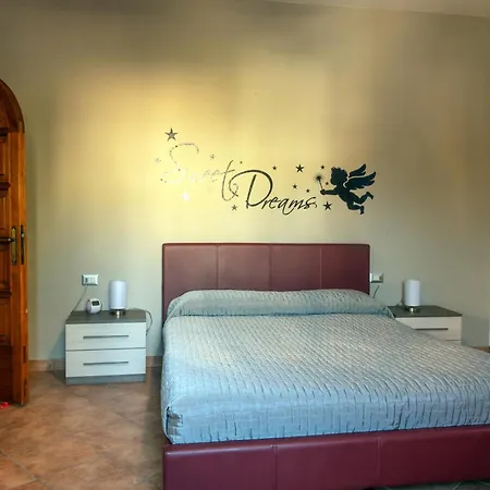 Appartement Rita's Window: Front With View Mezzegra