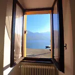 Rita's Window: Front With View Appartement Mezzegra
